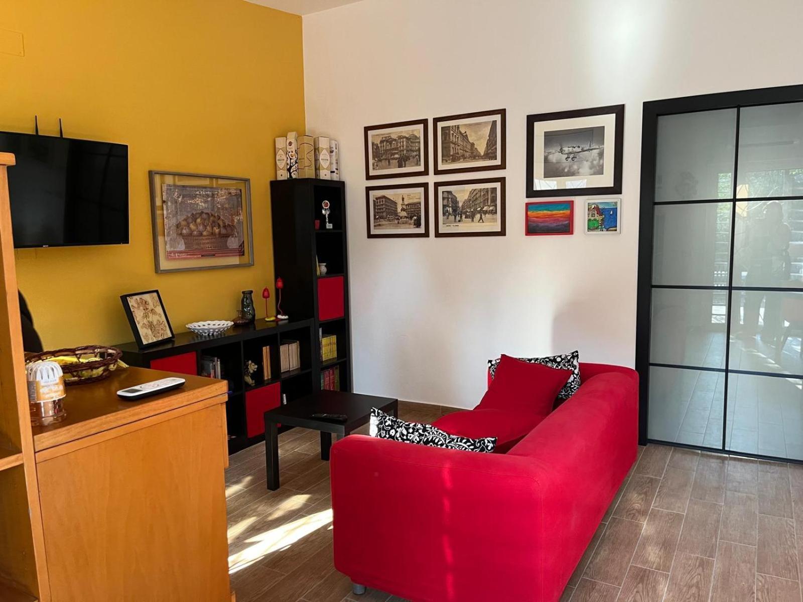 B&B Domus Joannina Помпей Екстериор снимка