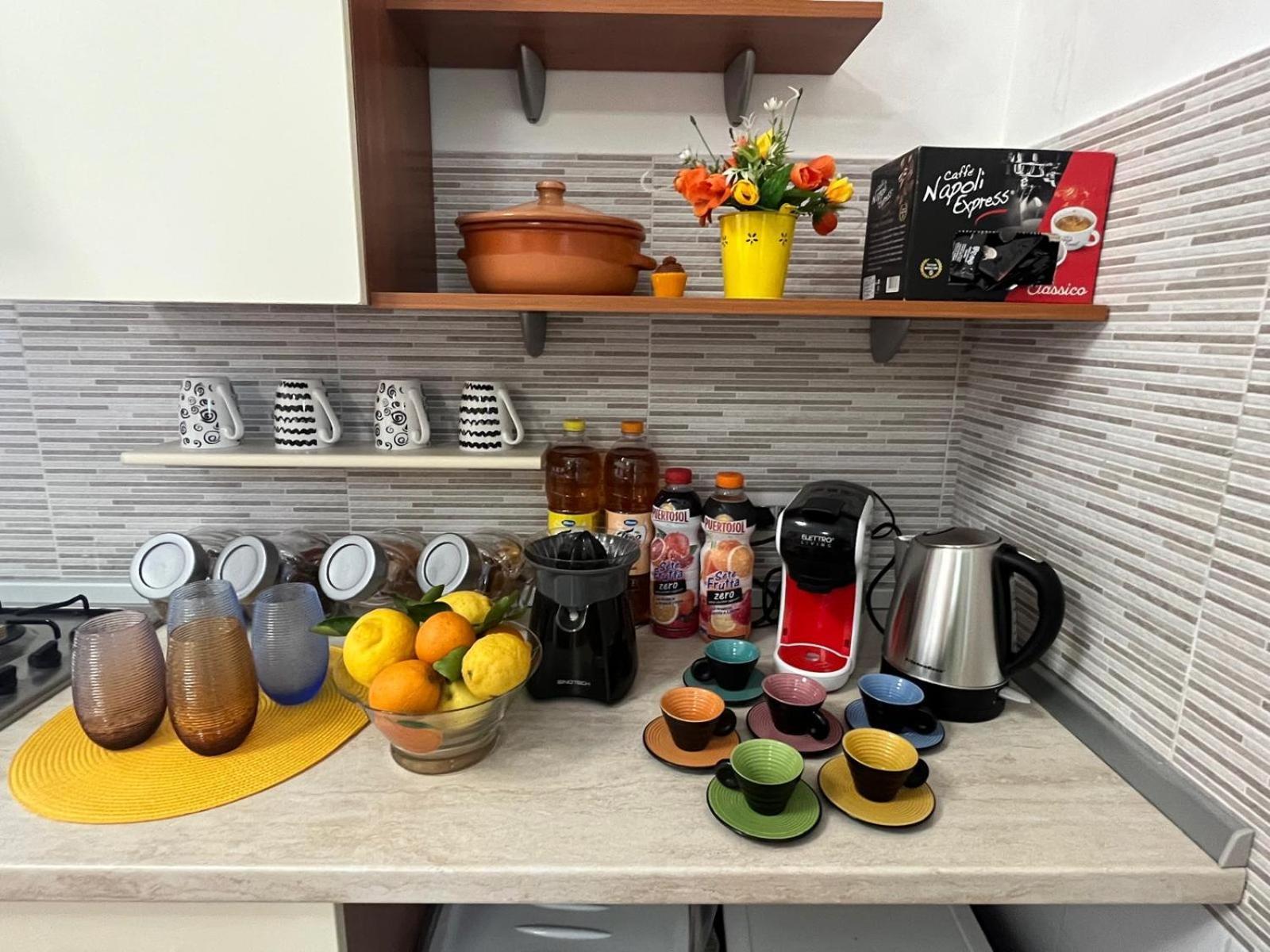 B&B Domus Joannina Помпей Екстериор снимка