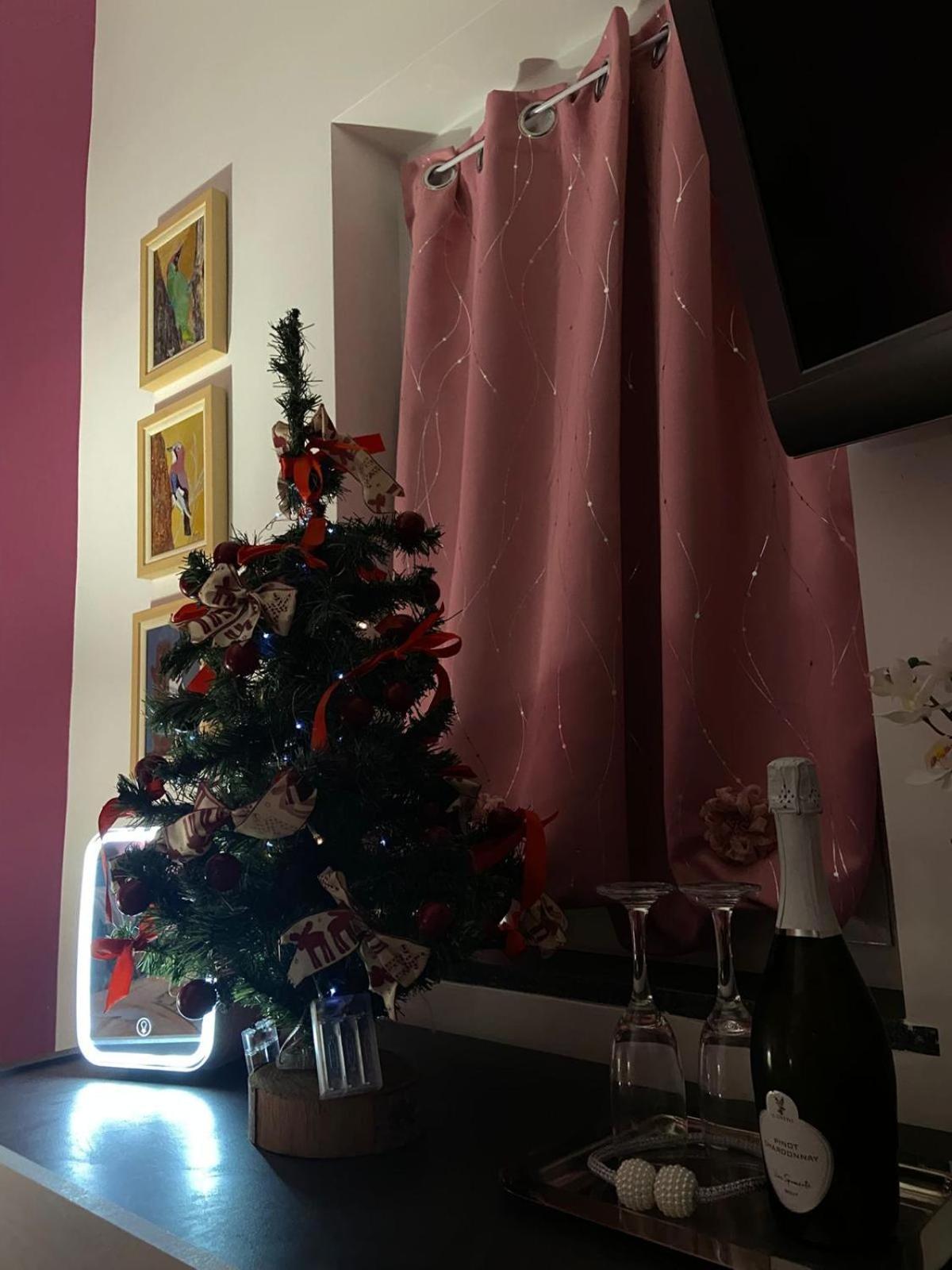 B&B Domus Joannina Помпей Екстериор снимка