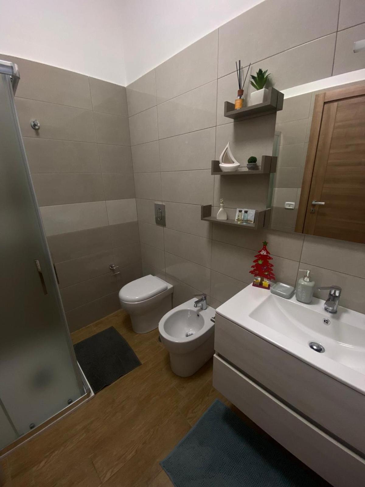 B&B Domus Joannina Помпей Екстериор снимка