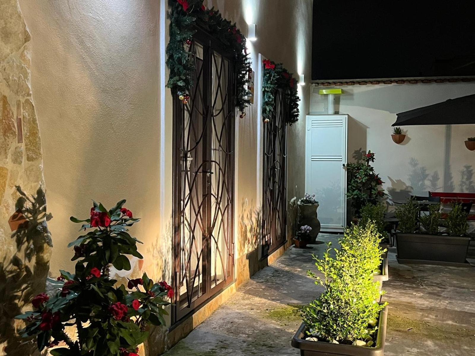 B&B Domus Joannina Помпей Екстериор снимка